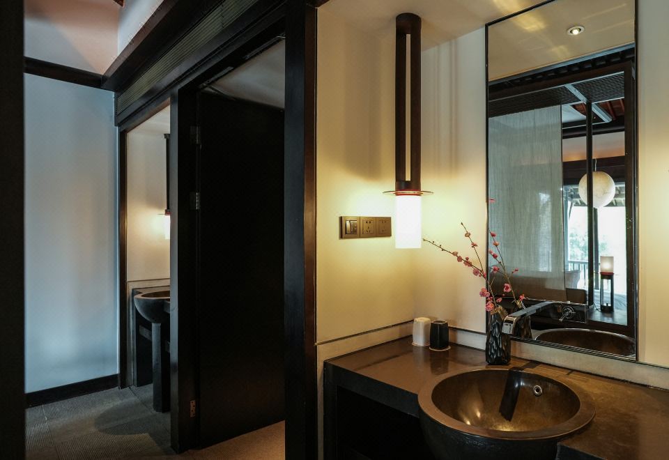 Savoir Resort Hangzhou XixiCourtyard Room - Lake-View