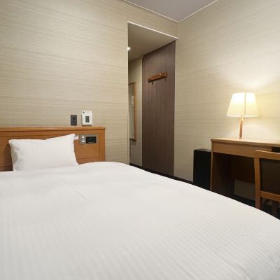 ゲストルーム(セミダブル)(喫煙) ホテルルートイン鶴岡インター クーポン