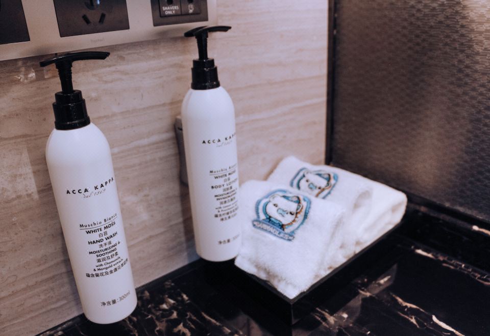 主題親子雙床房-大浴缸-金可兒床墊-小童用品