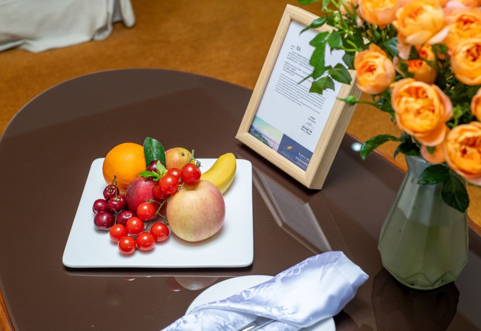 ChaoHu Country Garden Phoenix HotelExecutive Lake-view Double Room