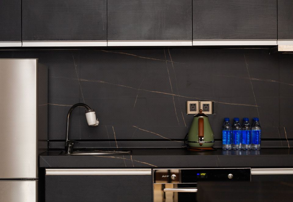 寬景露臺?兩室一廳公寓套房