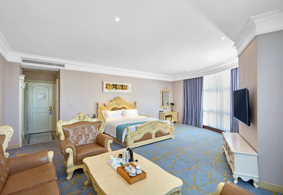 行政大床房（ 超大床+全景落地窗）