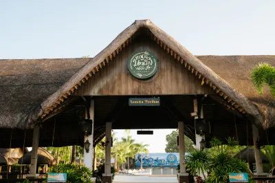 Ilocos Urban Wave Resort Hotel Hotel di 