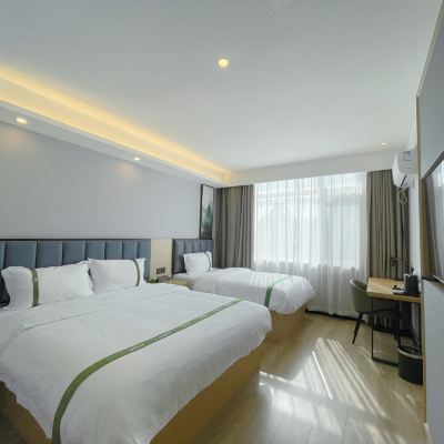 溫馨家庭房 格林豪泰智選飯店（膠州膠東國際機場店）優惠