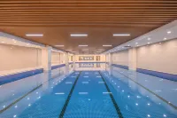 Huazhou Huaxun Wyndham Hotel