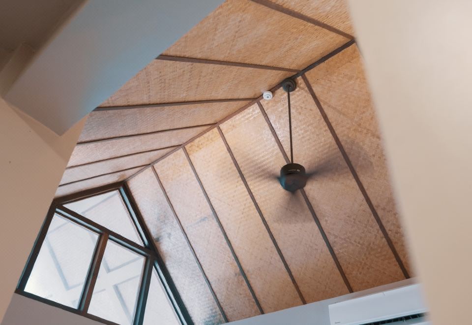 海景套房（特大床）