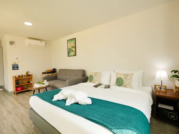 ห้องพักเตียงคิงไซส์ พร้อมทางเข้าสระว่ายน้ำ