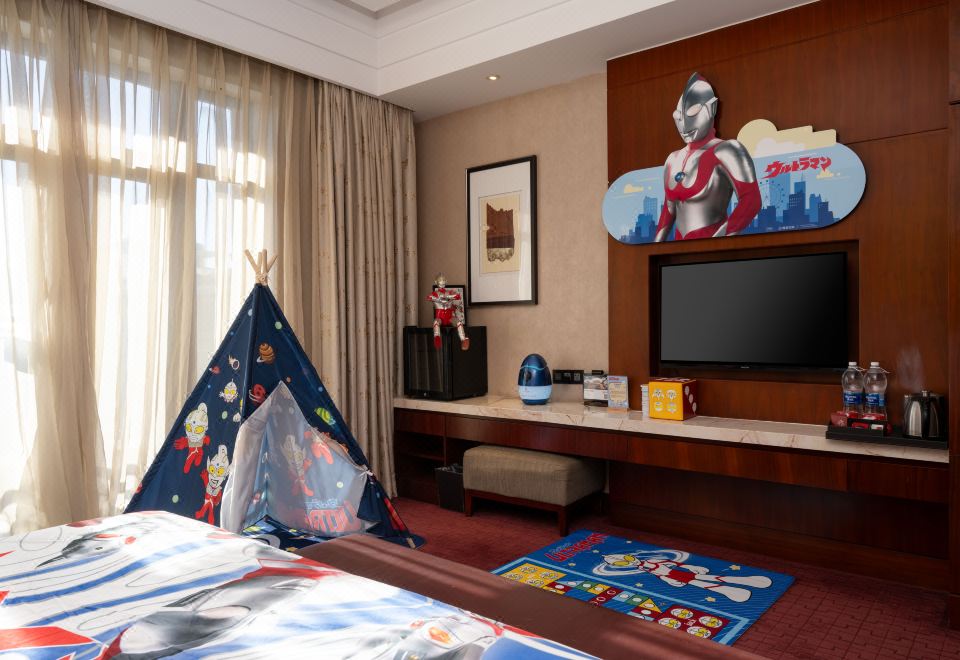 奥特曼主题大床房