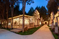 longmenxiangju Hotel a 