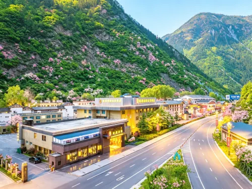Welcome to Rundou International Hotel, Jiuzhaigou