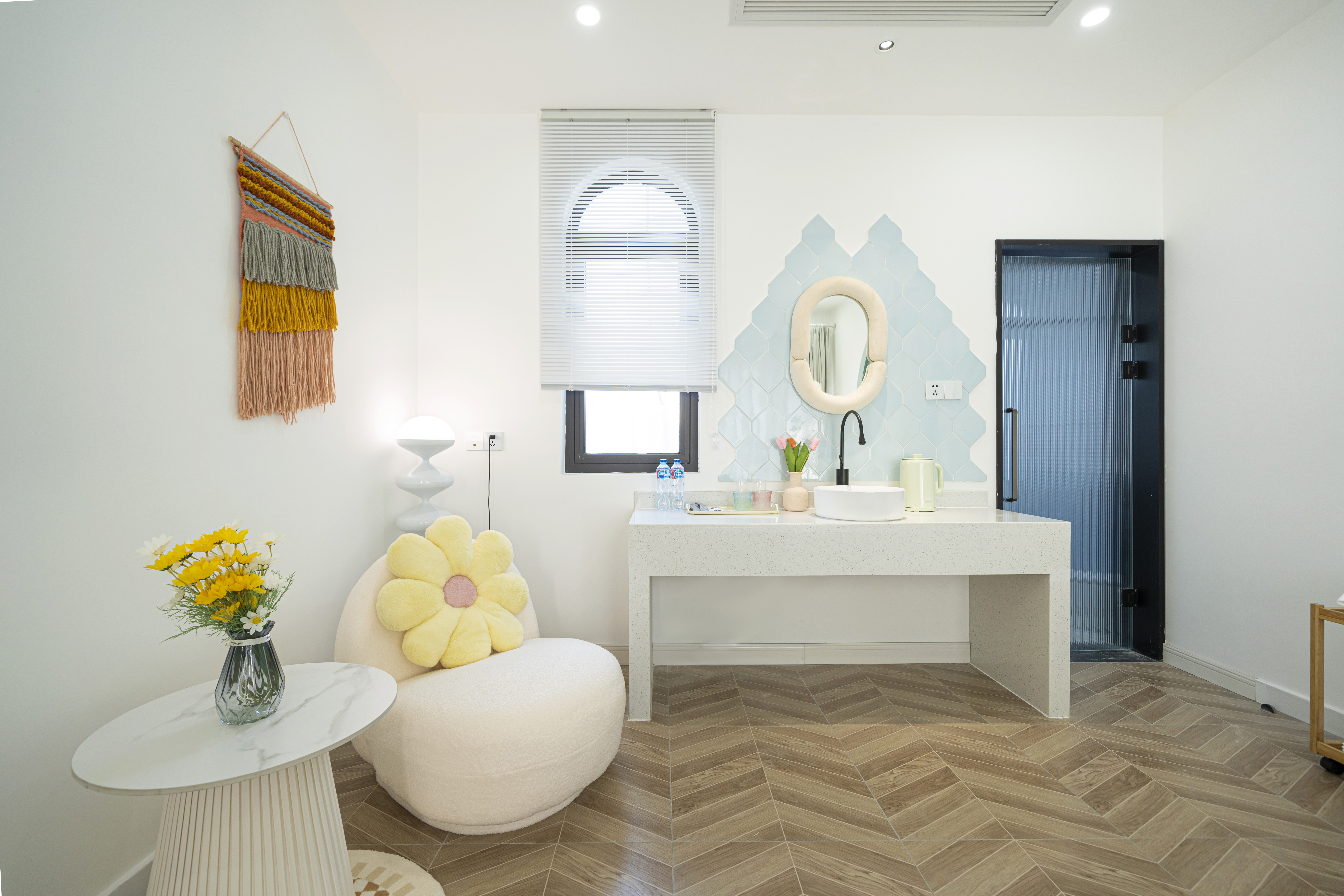 雅致温馨投影大床房