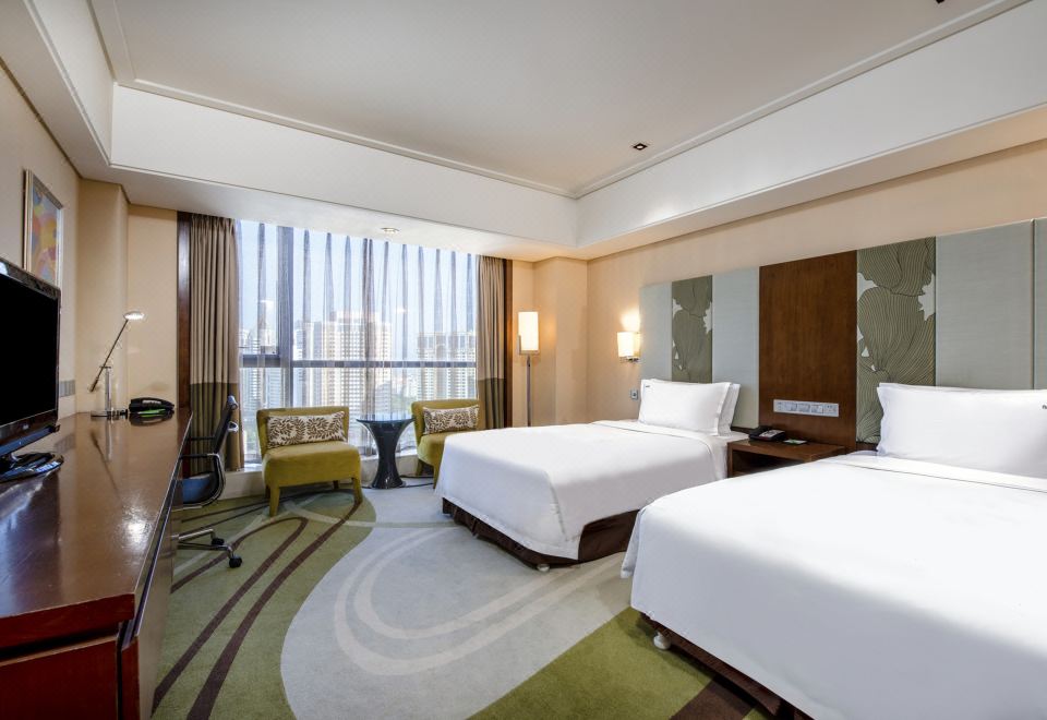 Holiday Inn Qingdao City CentreHoliday Executive Room (2 Beds)