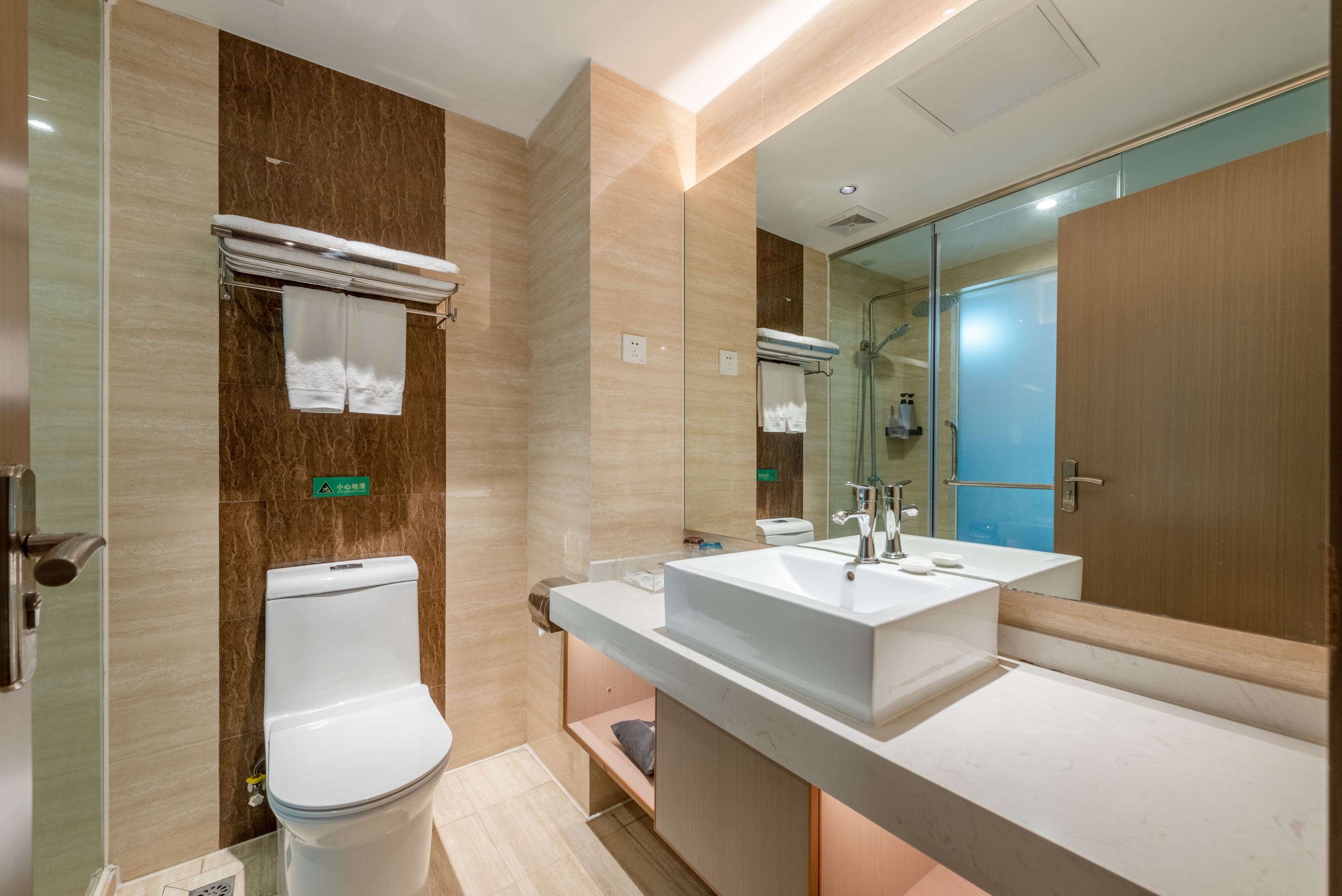 Calvin Hotel Guangzhou焕新智能大床房