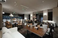 Dragon Ease Hotel Luzhai Square Branch