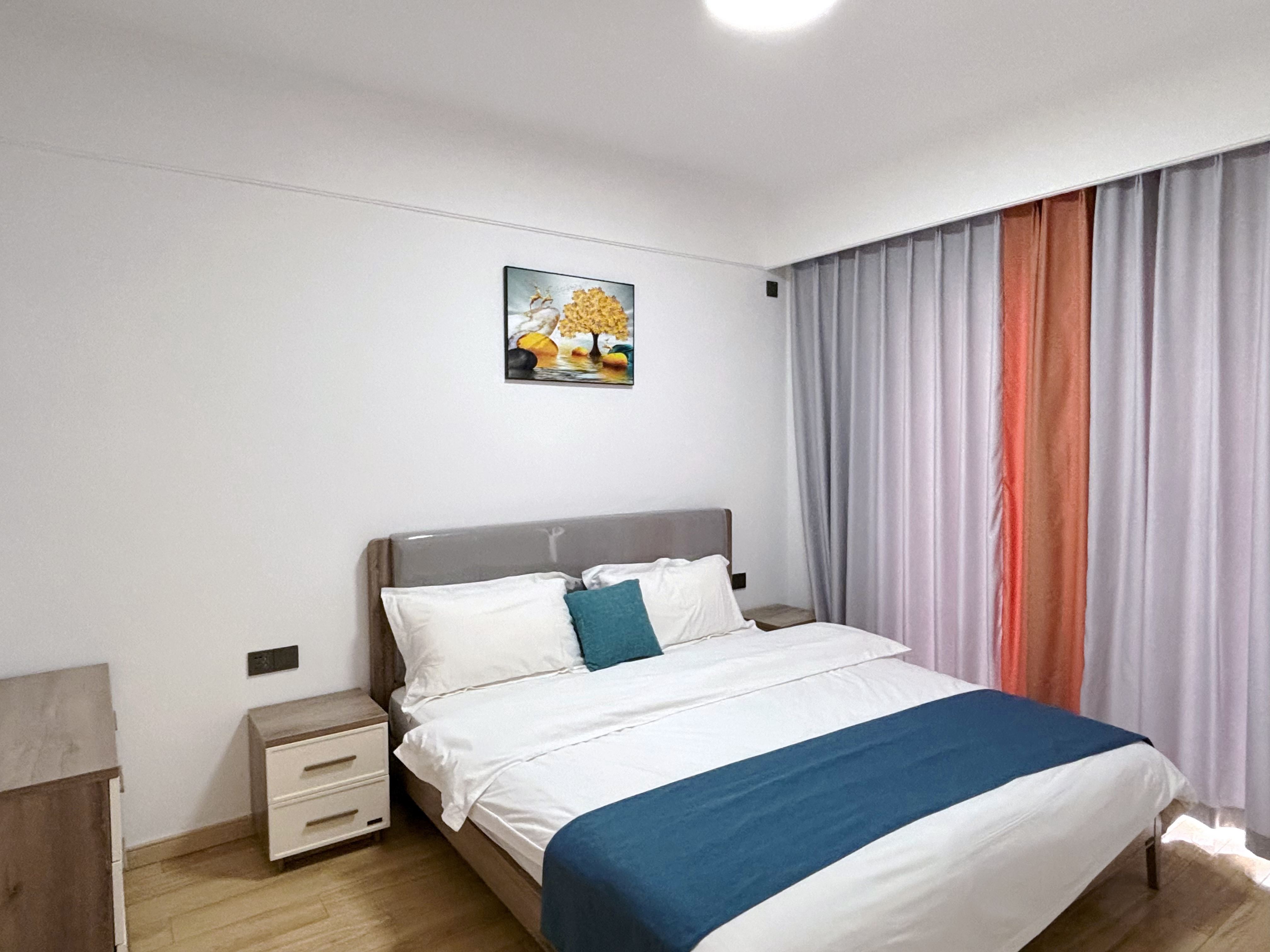 豪华家庭二室套房（阳台+冰箱+洗衣机）