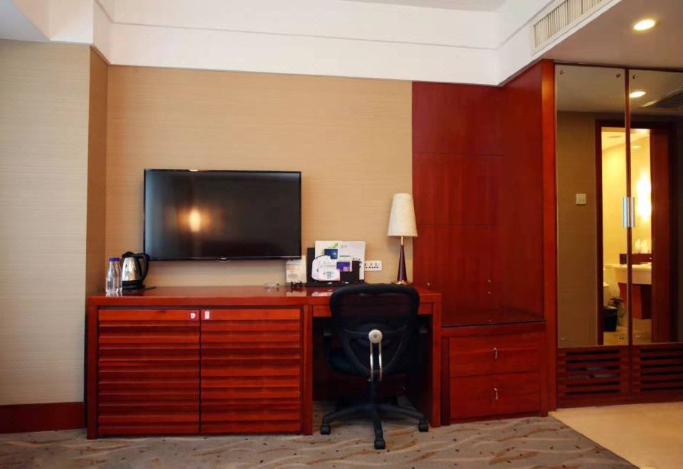 尊享京閩大床房