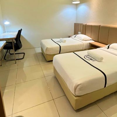 Bilik Kembar Kupon Top Holiday Hotel Mines Seri Kembangan