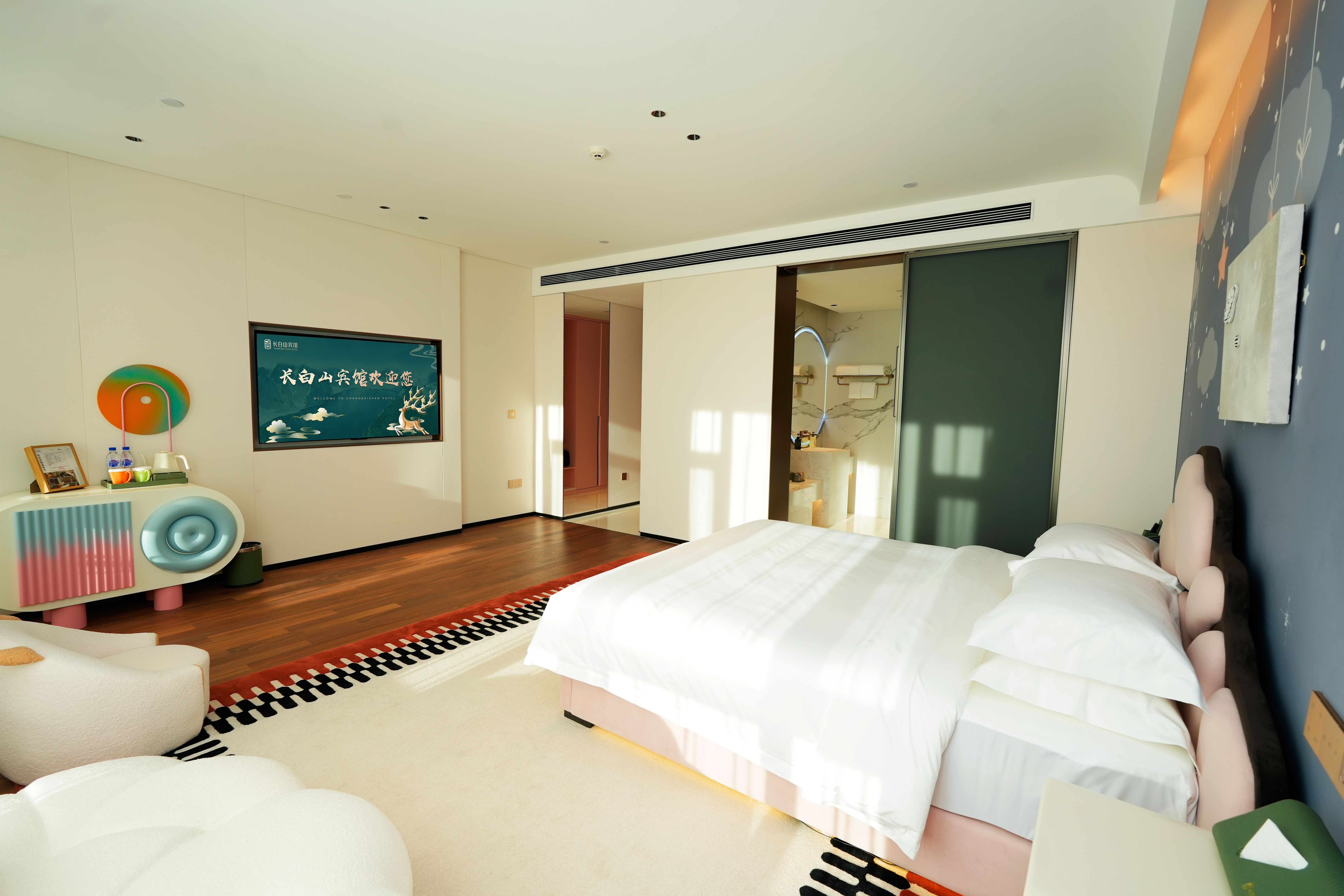 Changbaishan Hotel星空主题亲子房