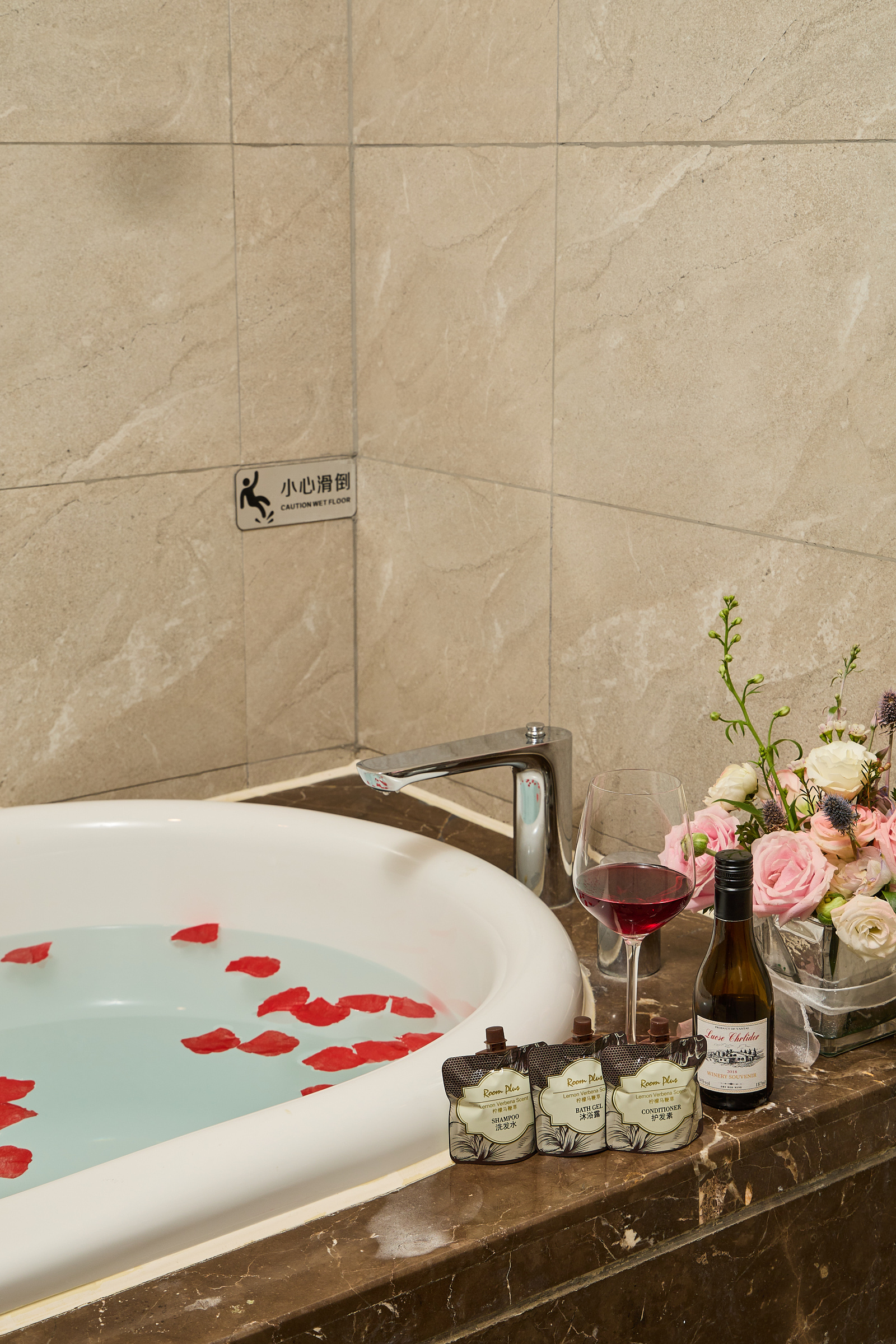 Arula·复式双床套房（可投屏液晶电视）