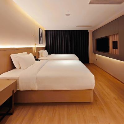 商務套房 麗楓酒店（珠海拱北口岸廣場輕軌總站店）優惠