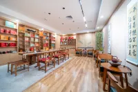 Yulong Hotel