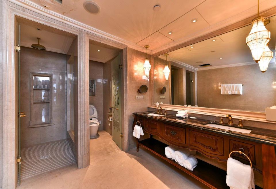 the Castle Hotel, A Luxury Collection HotelDeluxe Apartment Suite - 1-Bedroom