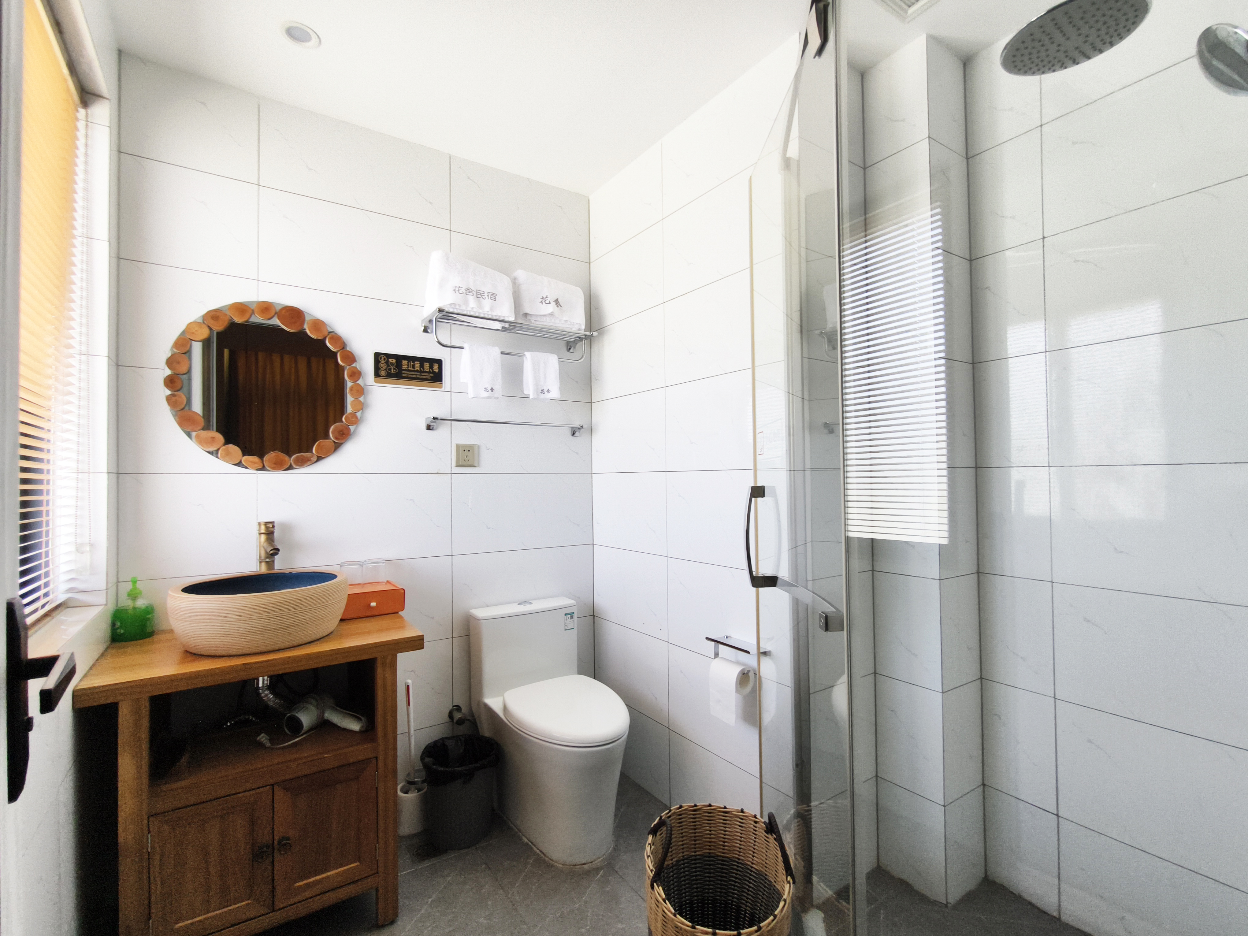 鸟宿-观山文景大床房