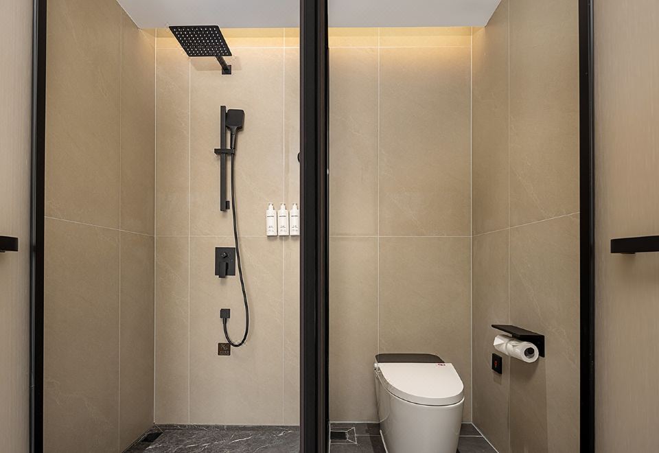 Ginco Hotel UrumqiQueen Size Room