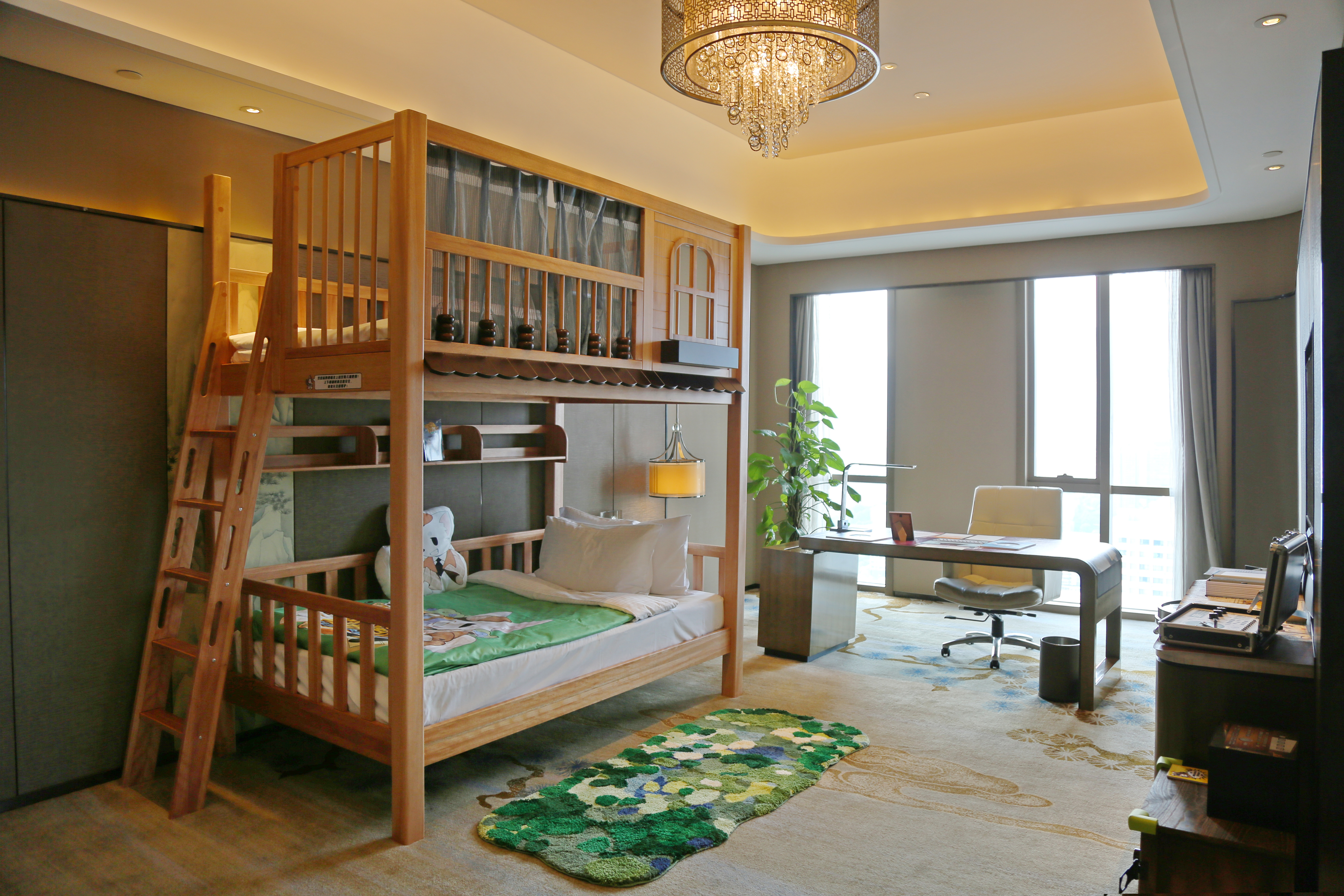 神探邁克狐親子主題套房（沉浸劇本體驗+雙層小童床）