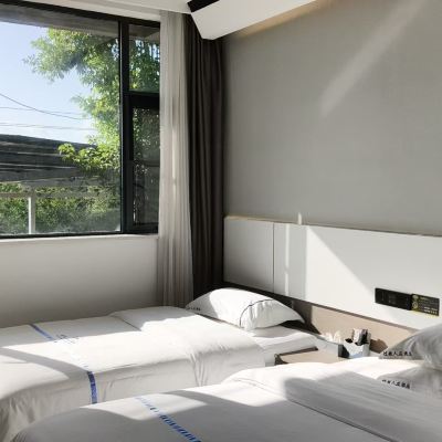 溫馨親子房 逸宿·過故人莊飯店（天府國際機場店）優惠