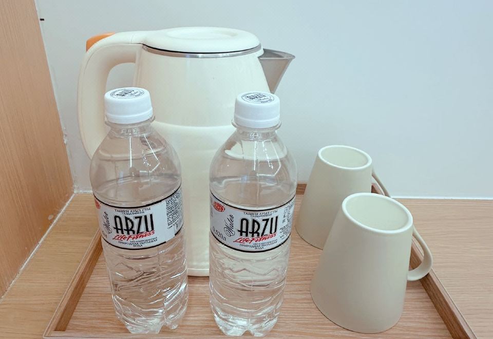 JR HOTELDeluxe 2-bed Room