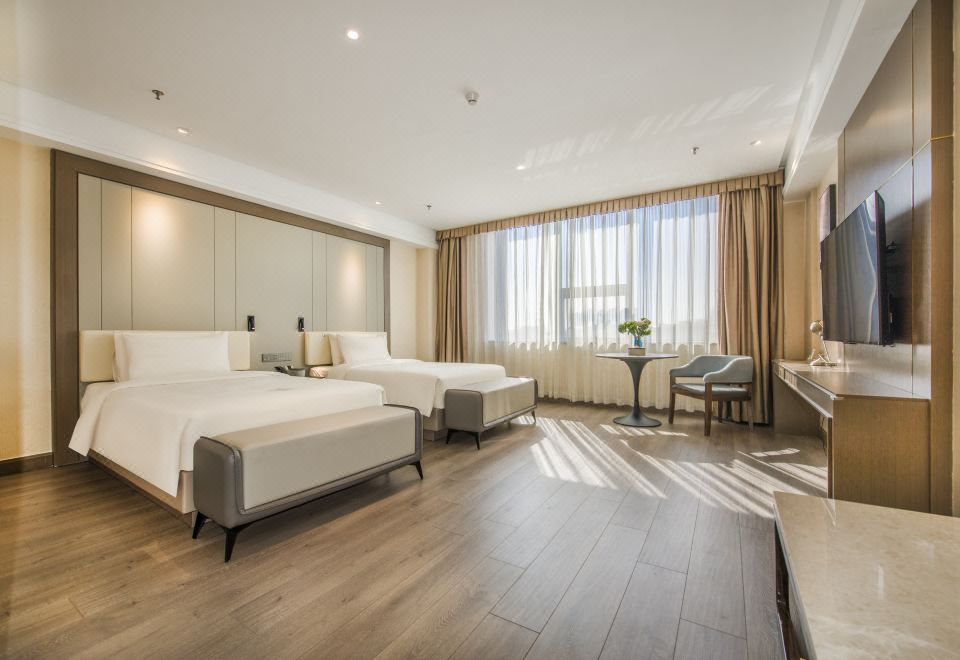 Yangjiang Jiangcheng Junyi Square Atour X HotelJimu Twin Room (Mini Fridge + Wireless Screen Casting)