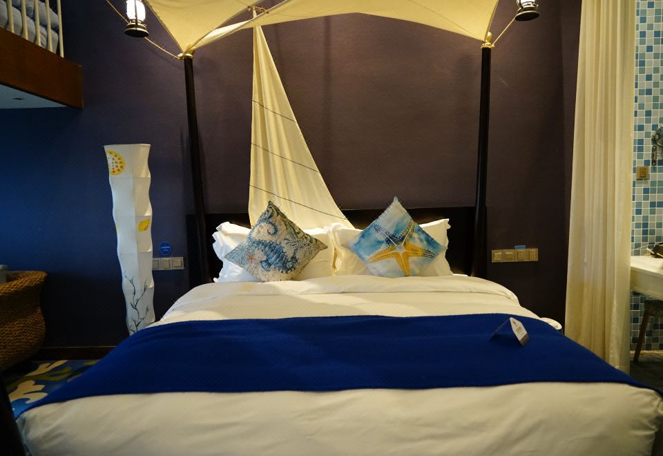 內景神秘百慕大復式親子房