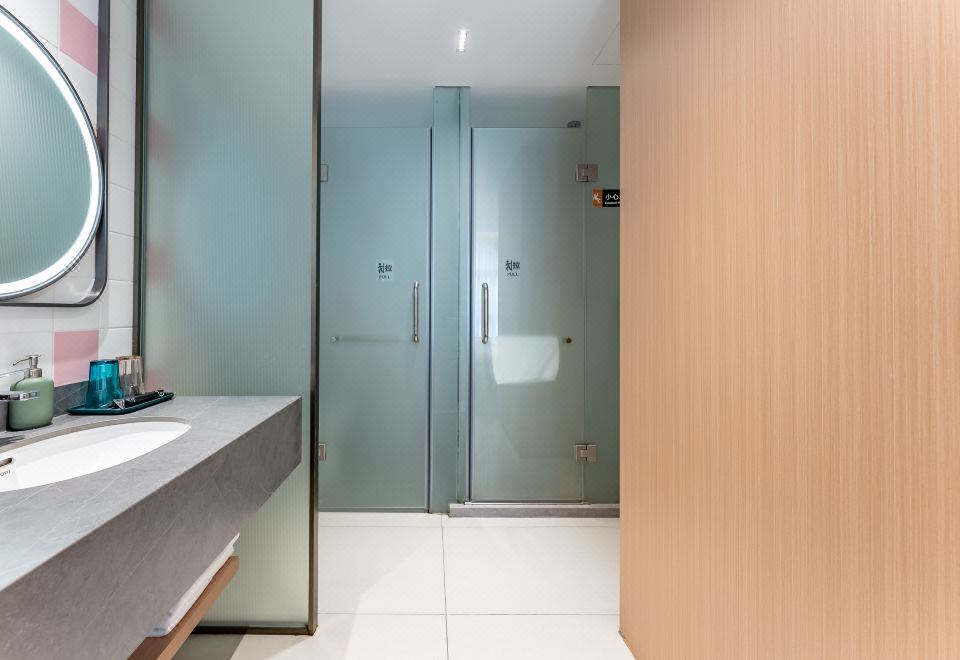 Holiday·聽潮假日雙床房