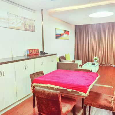 温馨親子房（空間大） 駿怡精選酒店（廣州花都廣百大潤發店）優惠