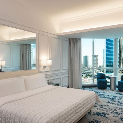 Deluxe King Room With Skyline View Non Smoking