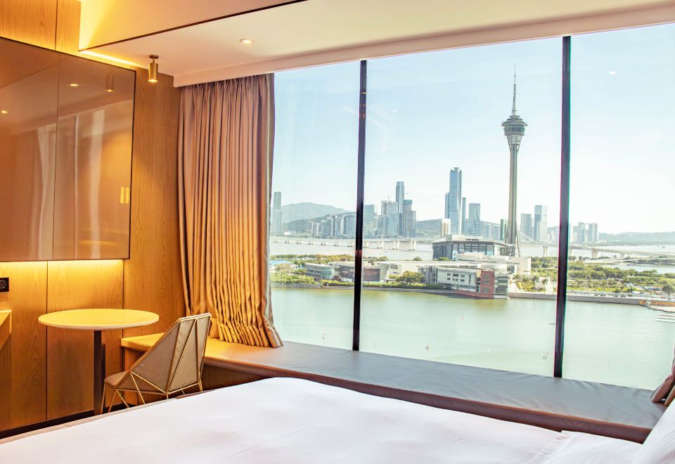 Gold (Treasure Island) Fireworks Sea View King Room