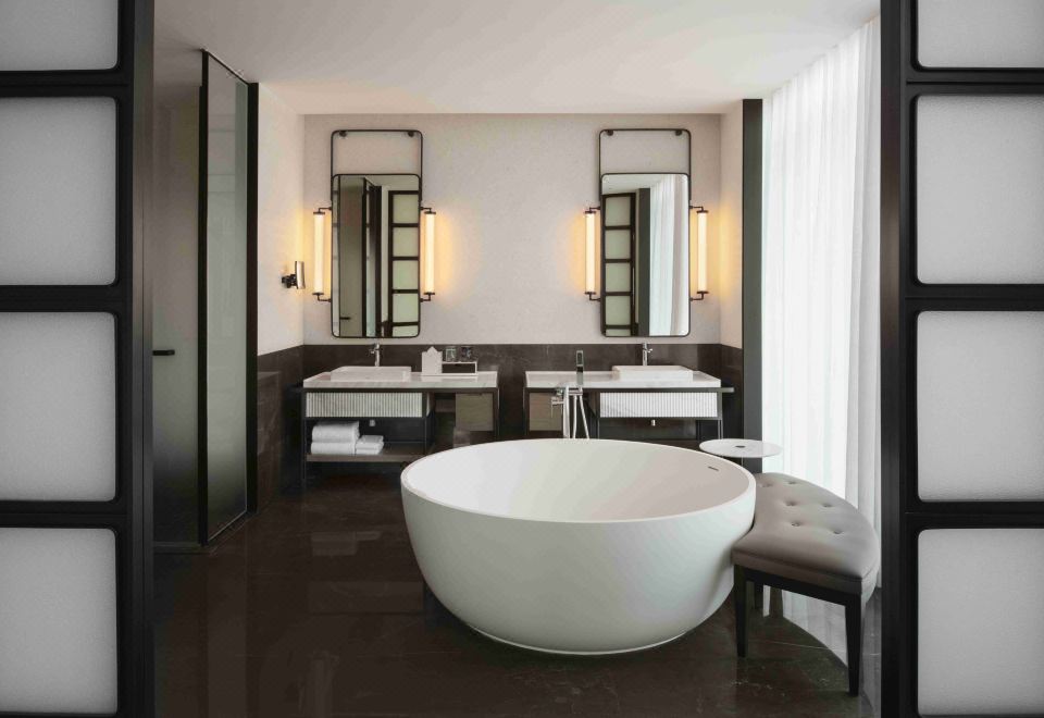 Sheraton Lanzhou AnningExecutive Suite