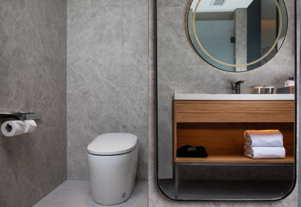 行政双床房『戴森吹风机+Peet's胶囊Coffee机+小冰箱』