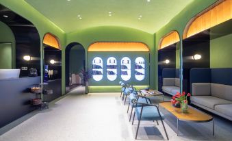 Suzhou Chunting Holiday Inn Hotel - Housity