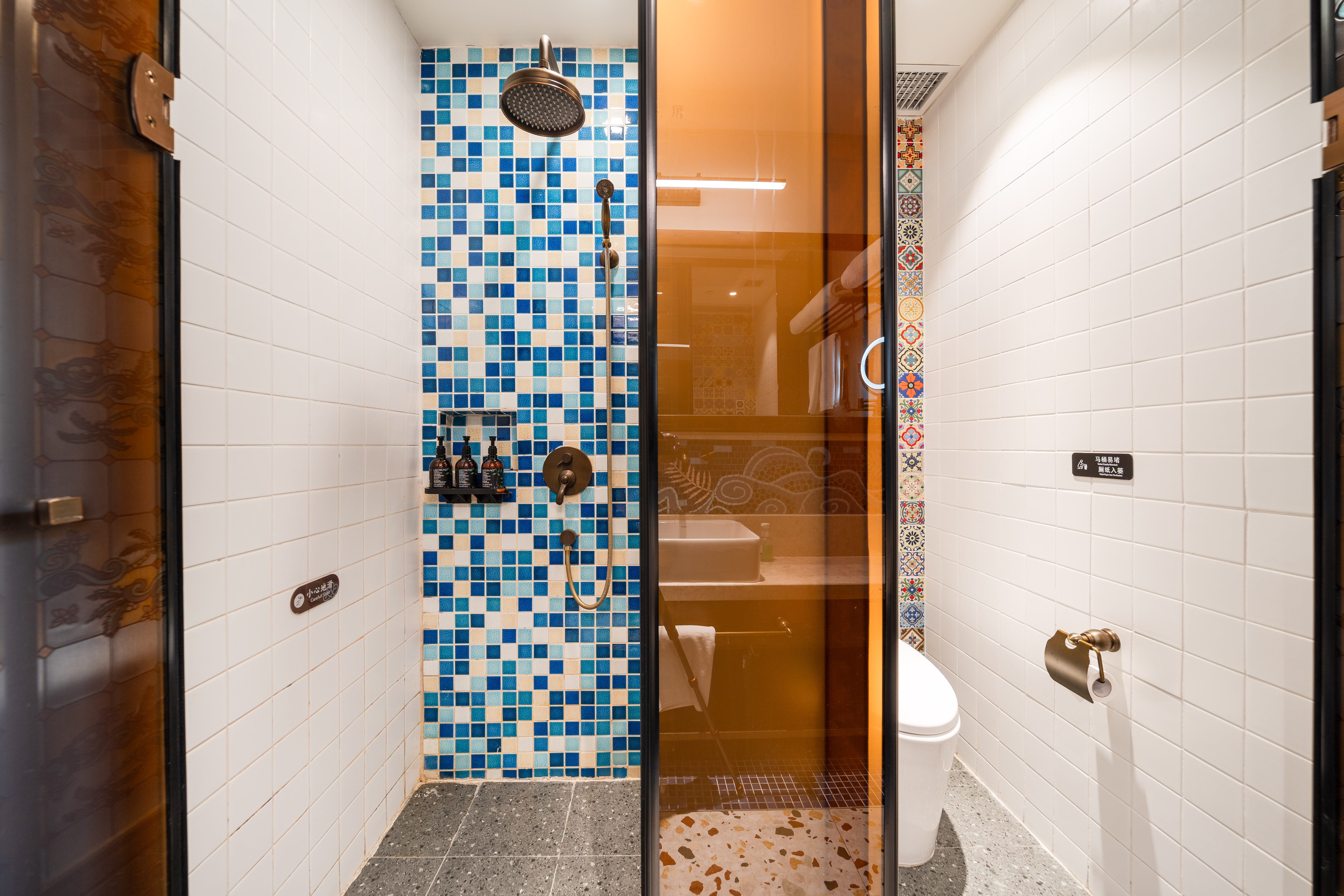 Overseas Chinese Town Nanyang Inn (Gankeng Ancient Town Shop)Langqiao · Joyful Movable Triple Room (Sofa + Board Games + Party Space + Hakka Affection)