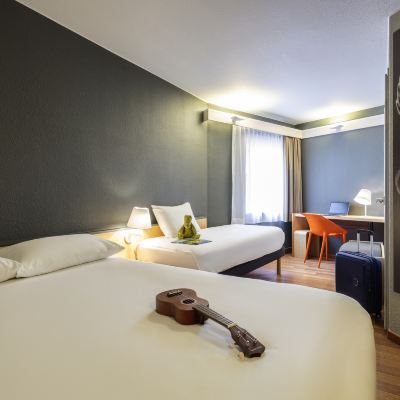 標準三人房（兩位成人和一位小童） 布魯塞爾市中心宜必思酒店優惠