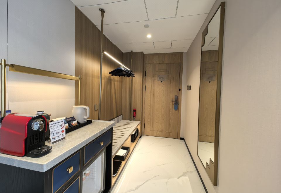 行政尊享套房（功夫茶具-乳膠枕頭-智能客控）