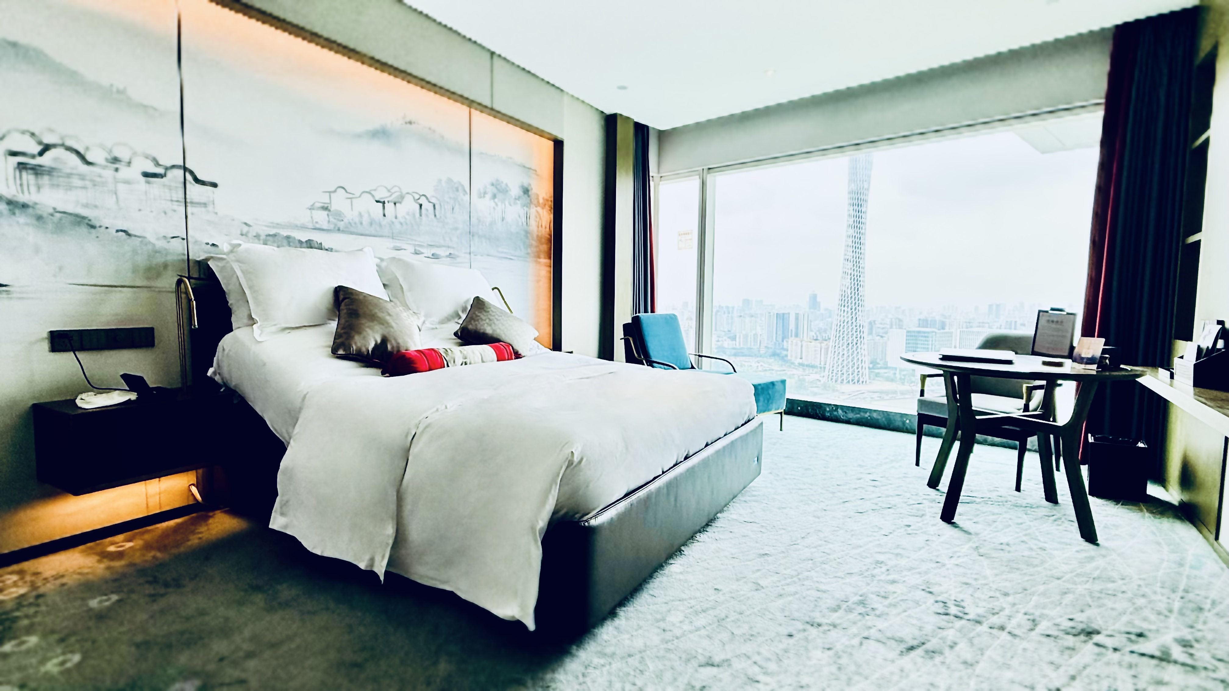 豪华270度江景雅梦套房