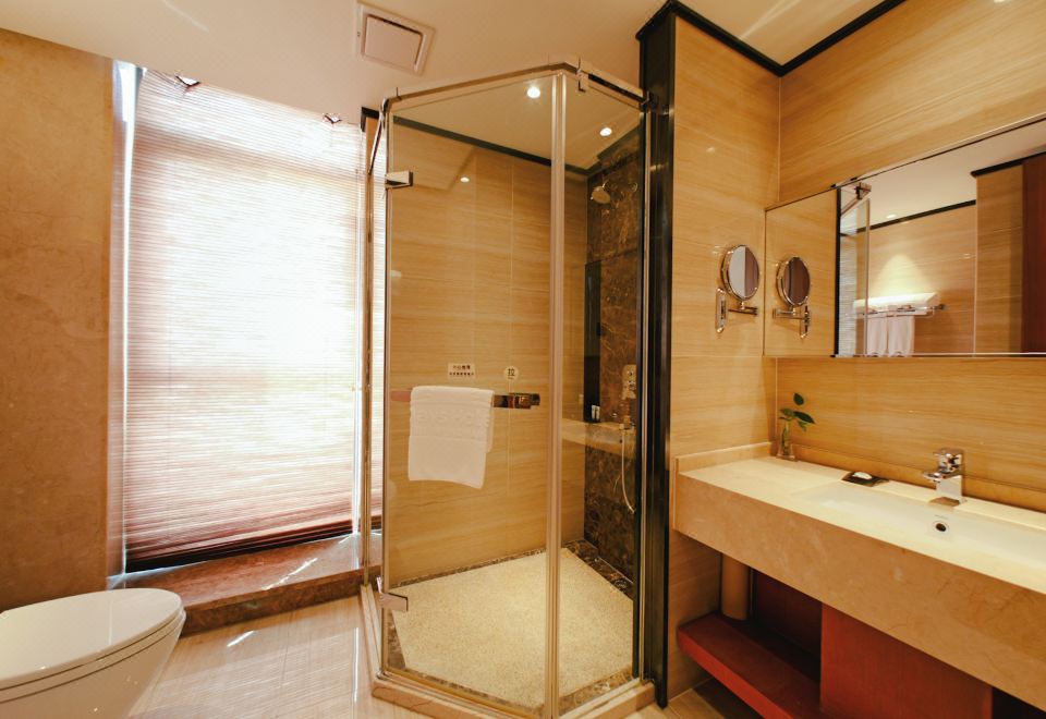 Days Hotel by Wyndham Jilin Railway StationExecutive 2-bed Room