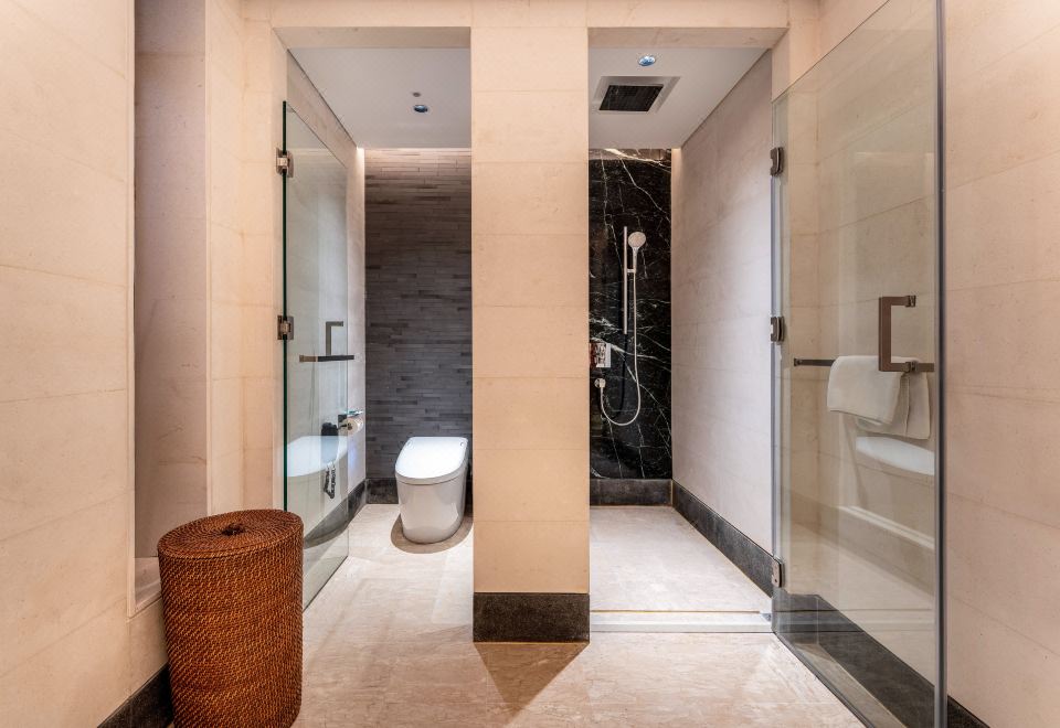 汤苑家庭套房（室外庭院私汤）