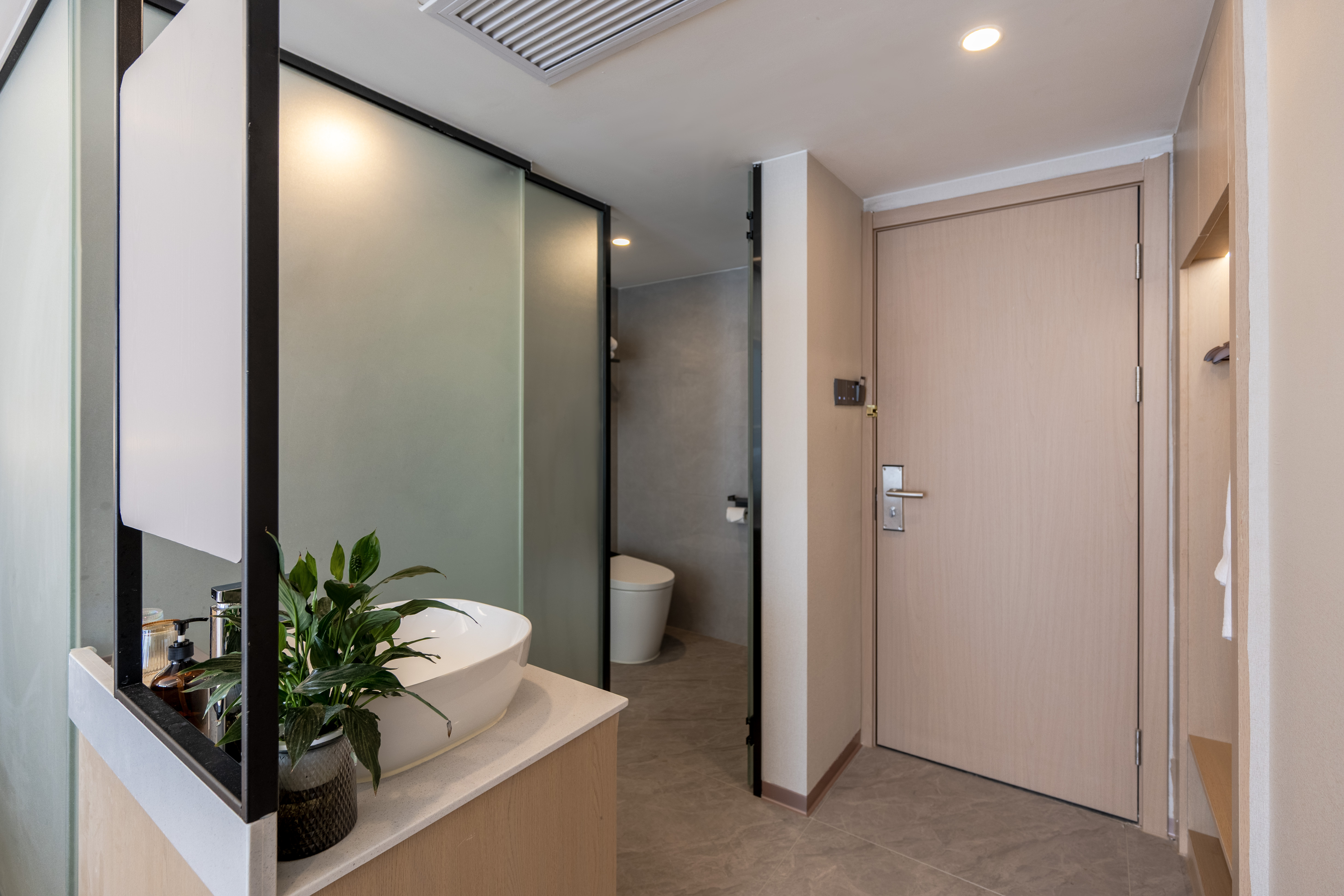 臻選大床房A（智能客控+全景高層落地窗+小冰箱）