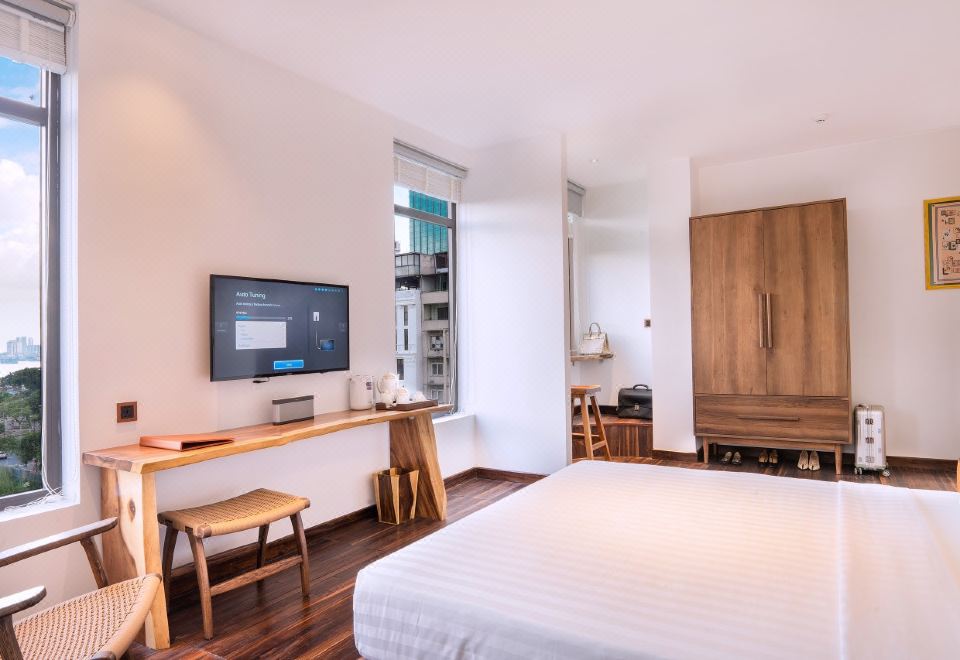 天空宝石河景房