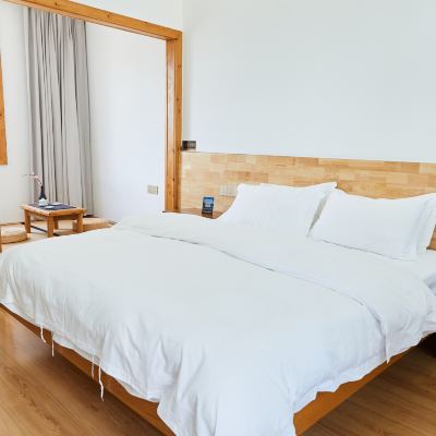 202山下大床房 高清投影+智能馬桶+榻榻米茶座+鵝絨被 天台天餘名宿優惠