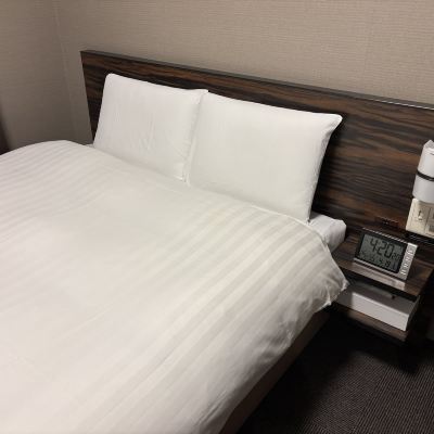 【禁煙】エアウィーヴダブルルーム 袖湊の湯　ドーミーインＰＲＥＭＩＵＭ博多・キャナルシティ前 クーポン